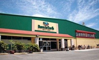 Photo: Down to Earth Kahului Store
