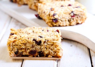 Photo: Berry Cherry Granola Squares