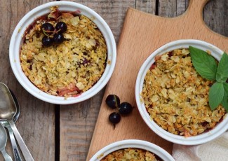 Photo: Berry Quinoa Breakfast Cakes