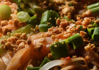 Photo: Vegan Pad Thai Noodles