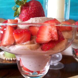 Photo: Raw Vegan Fruit Parfait